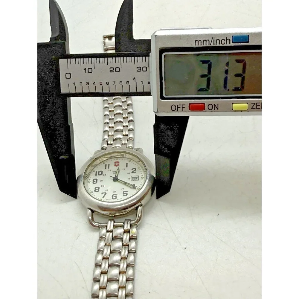 Vtg Victorinox Swiss Army Women's Cavalry Field Date Quartz 31mm Watch Stainless